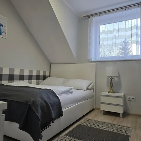Danusia 3*